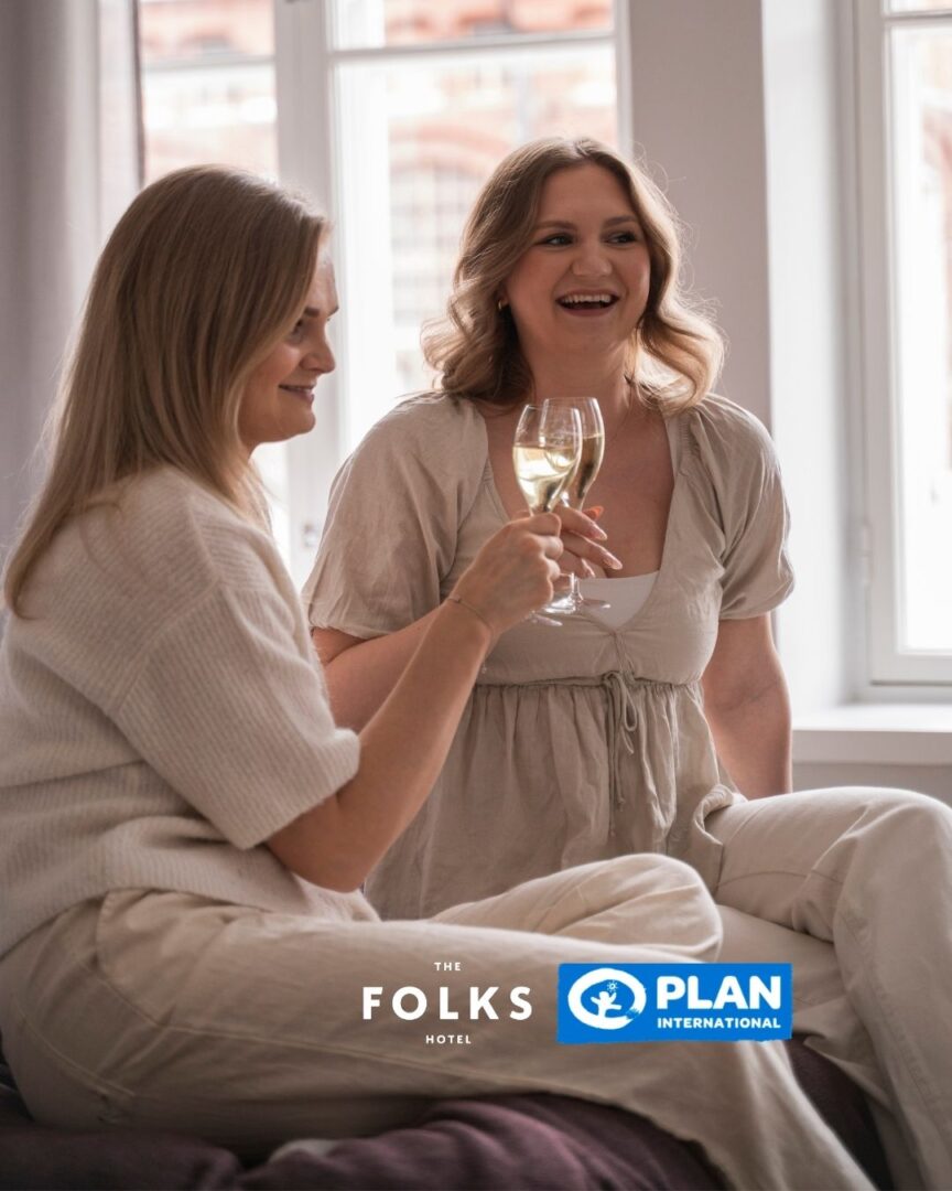 Hyväntekeväisyyskampanja naistenpäivä The Folks Hotel Konepaja